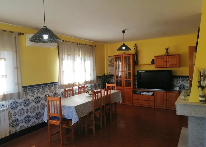 בית נופש Lunada קנדלדה